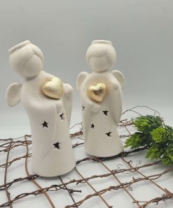 Angelo in Ceramica con Cuore Dorato e Led 5,5×15,5 – Natale 2023
